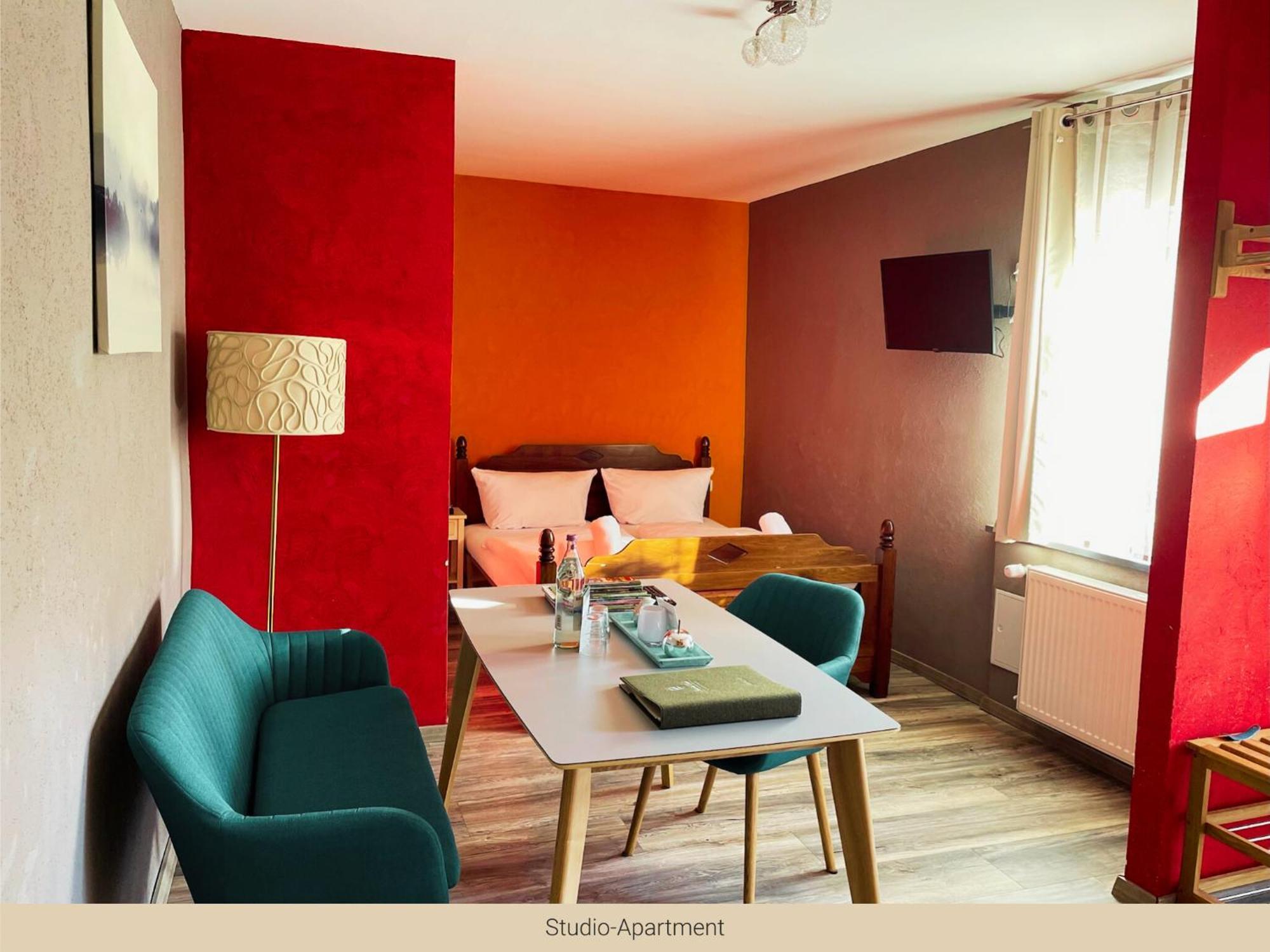 Trattoria & Apartments - Casa Da Enzo Гослар Екстер'єр фото